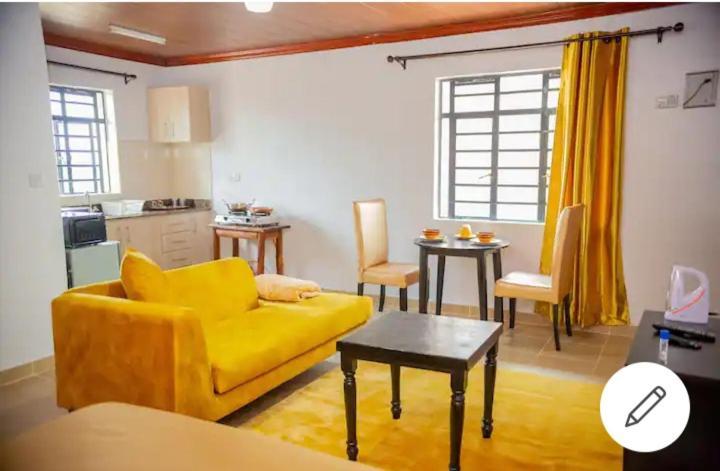 Penthouse Rooftop Studio With King Bed Nairobi Luaran gambar